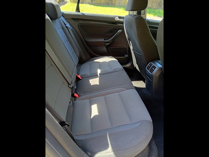 Volkswagen Jetta 1.6 TDI SE Saloon 4dr Diesel Manual Euro 5 (105 ps)