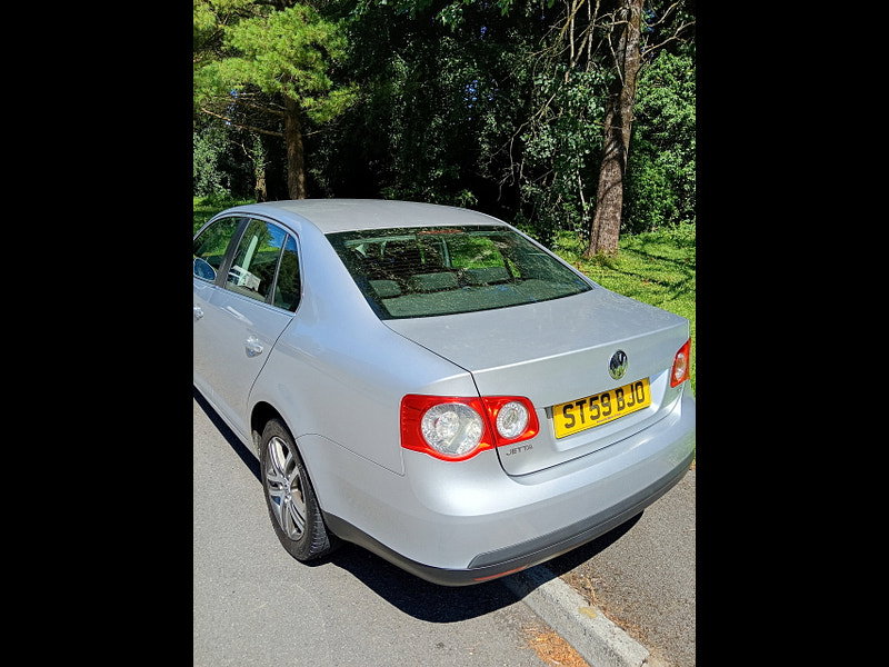 Volkswagen Jetta 1.6 TDI SE Saloon 4dr Diesel Manual Euro 5 (105 ps)