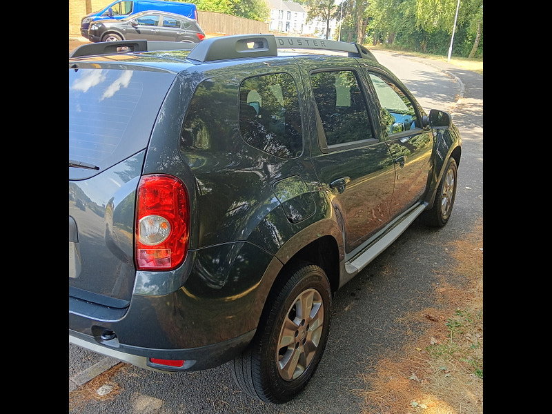 Dacia Duster 1.5 dCi Laureate SUV 5dr Diesel Manual Euro 5 (110 ps)