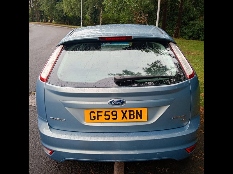 Ford Focus 1.6 Zetec S Hatchback 5dr Petrol Manual (157 g/km, 113 bhp)