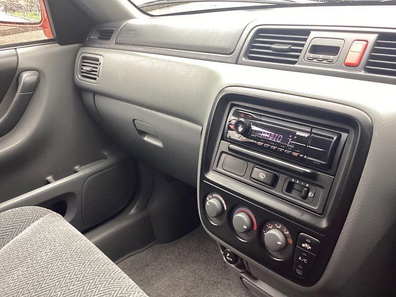 Honda CR-V 2.0i ES 5dr (sun roof, a/c)