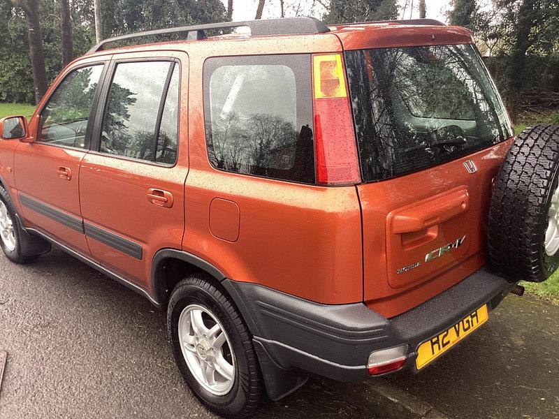 Honda CR-V 2.0i ES 5dr (sun roof, a/c)