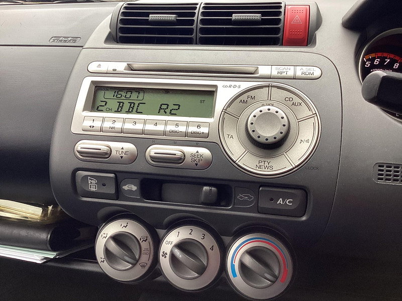 Honda Jazz 1.4 i-DSI SE CVT-7 5dr