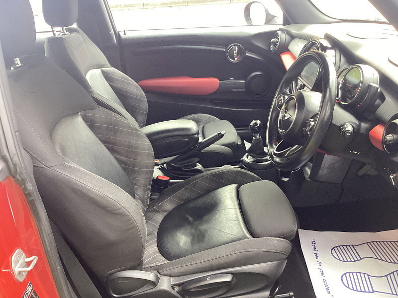 MINI Hatch 1.5 Cooper Hatchback 3dr Petrol Manual Euro 6 (s/s) (136 ps)