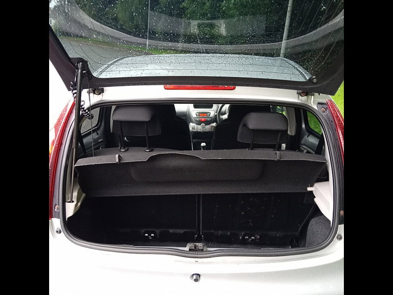 Peugeot 107 1.0 12V Allure Hatchback 5dr Petrol Manual Euro 5 (68 ps)