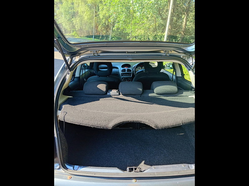 Peugeot 206 1.4 Look Hatchback 3dr Petrol Manual (152 g/km, 75 bhp)