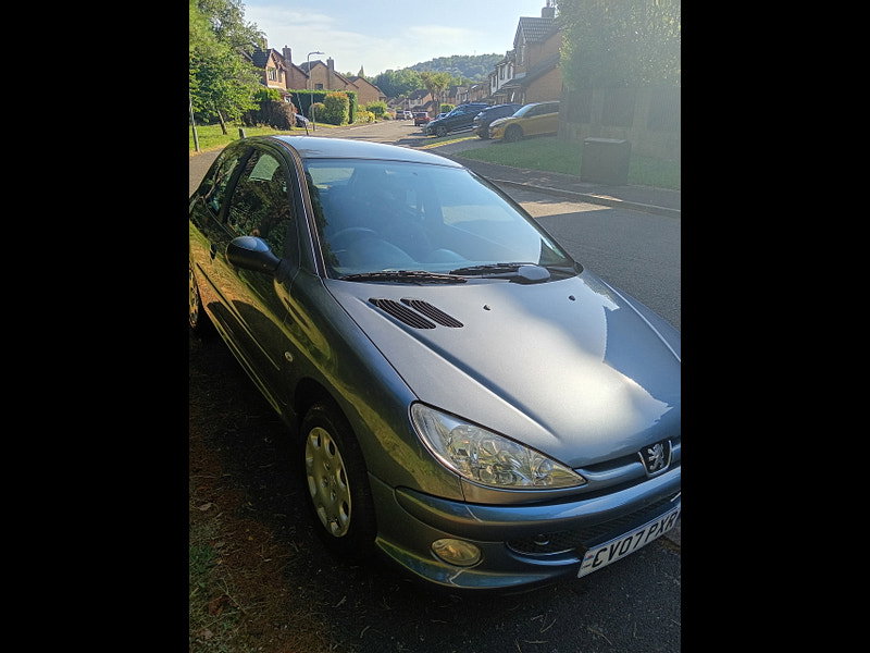 Peugeot 206 1.4 Look Hatchback 3dr Petrol Manual (152 g/km, 75 bhp)