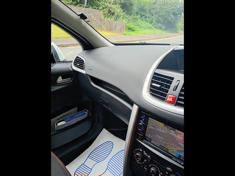 Peugeot 207 1.4 Sportium Hatchback 5dr Petrol Manual Euro 5 (75 ps)