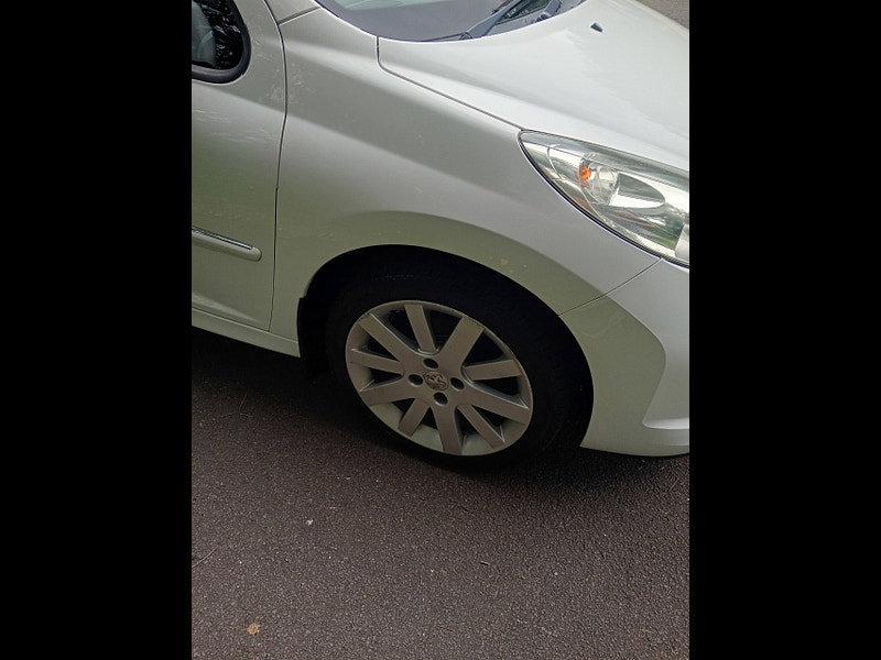 Peugeot 207 1.4 Sportium Hatchback 5dr Petrol Manual Euro 5 (75 ps)