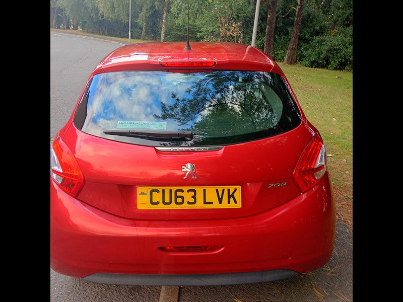 Peugeot 208 1.2 VTi Access+ Hatchback 3dr Petrol Manual Euro 5 (82 ps)