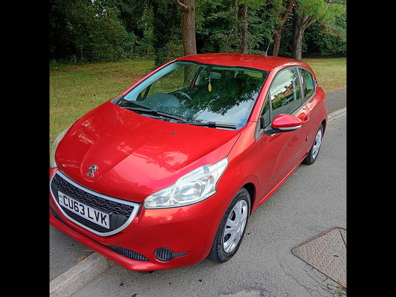 Peugeot 208 1.2 VTi Access+ Hatchback 3dr Petrol Manual Euro 5 (82 ps)