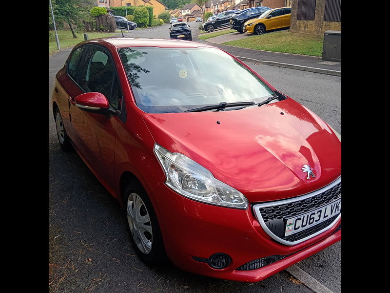 Peugeot 208 1.2 VTi Access+ Hatchback 3dr Petrol Manual Euro 5 (82 ps)