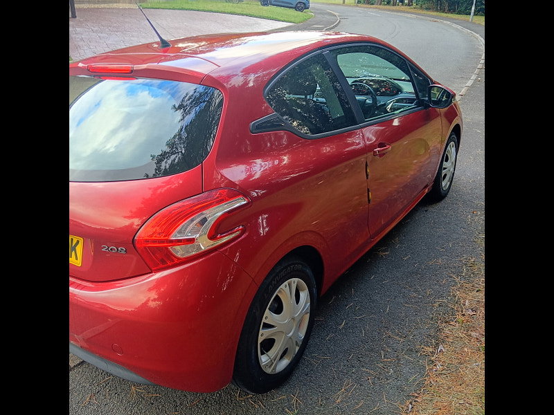 Peugeot 208 1.2 VTi Access+ Hatchback 3dr Petrol Manual Euro 5 (82 ps)
