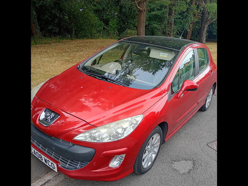 Peugeot 308 1.6 THP SE Hatchback 5dr Petrol Automatic (188 g/km, 140 bhp)