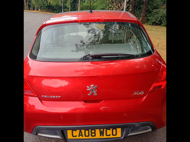 Peugeot 308 1.6 THP SE Hatchback 5dr Petrol Automatic (188 g/km, 140 bhp)