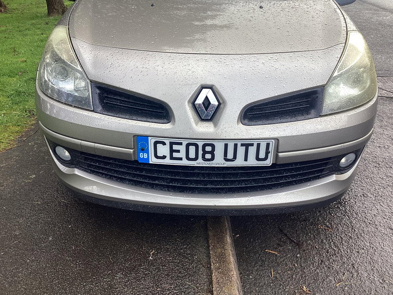 Renault Clio 1.6 VVT Initiale 5dr