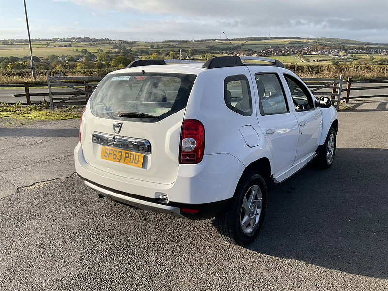 Dacia Duster 1.5 dCi Laureate SUV 5dr Diesel Manual Euro 5 (110 ps)