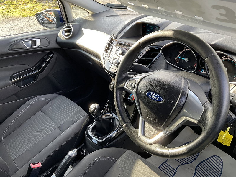 Ford Fiesta 1.25 Zetec Hatchback 5dr Petrol Manual Euro 5 (82 ps)