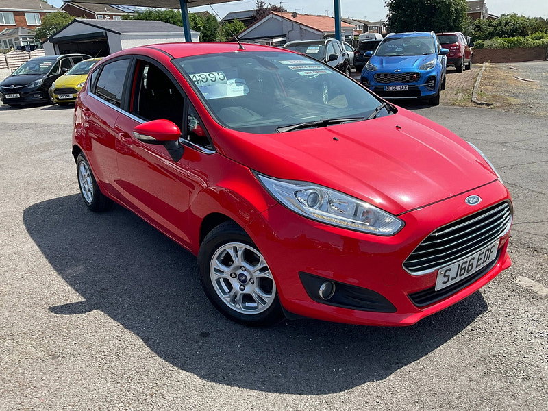 Ford Fiesta 1.5 TDCi ECOnetic Titanium Hatchback 5dr Diesel Manual Euro 6 (s/s) (95 ps)