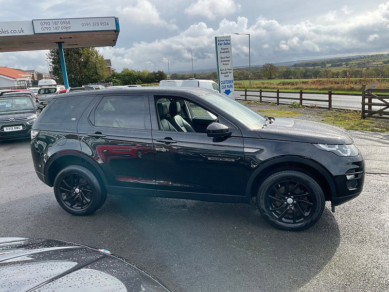 Land Rover Discovery Sport 2.0 TD4 SE Tech SUV 5dr Diesel Manual 4WD Euro 6 (s/s) (180 ps)