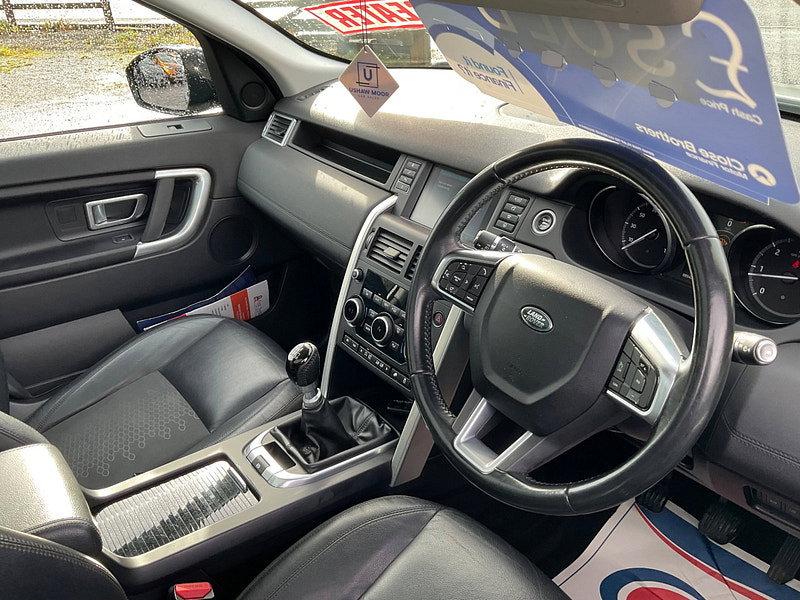 Land Rover Discovery Sport 2.0 TD4 SE Tech SUV 5dr Diesel Manual 4WD Euro 6 (s/s) (180 ps)