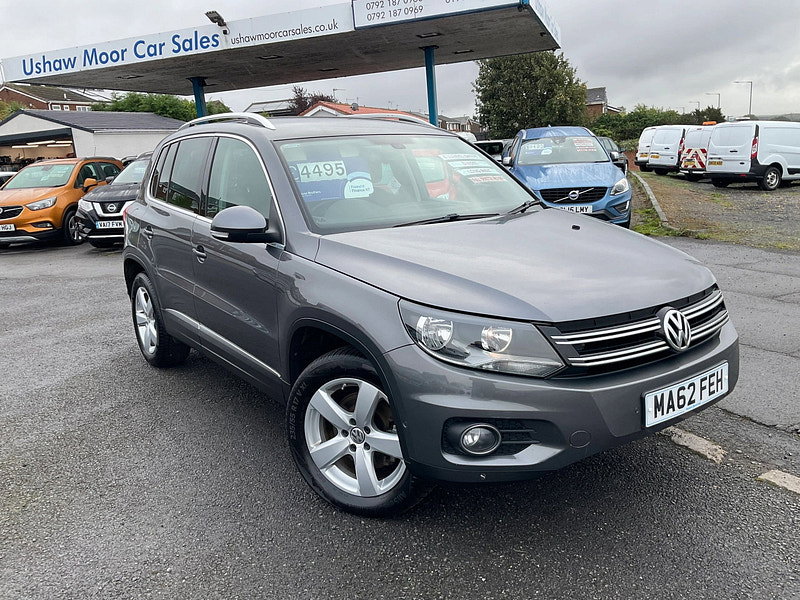 Volkswagen Tiguan 2.0 TDI BlueMotion Tech Escape SUV 5dr Diesel Manual 4WD Euro 5 (s/s) (140 ps)