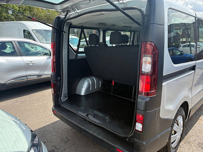 Vauxhall Vivaro 1.6 CDTi 2900 BiTurbo ecoFLEX Combi Van Double Cab 5dr Diesel Manual L1 H1 Euro 6 (s/s) (9 Seat) (95 ps)