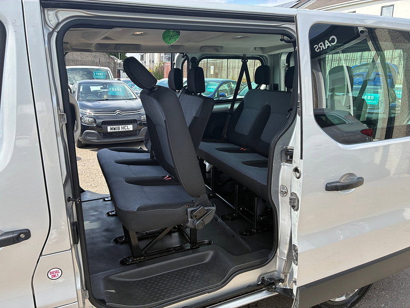 Vauxhall Vivaro 1.6 CDTi 2900 BiTurbo ecoFLEX Combi Van Double Cab 5dr Diesel Manual L1 H1 Euro 6 (s/s) (9 Seat) (95 ps)