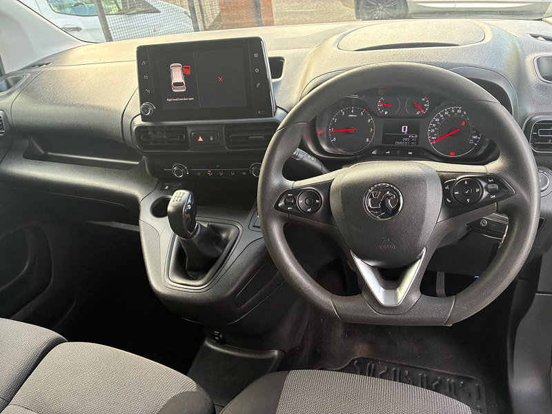 Vauxhall Combo 1.6 Turbo D 2300 Sportive Panel Van 4dr Diesel Manual L1 H1 Euro 6 (s/s) (100 ps)