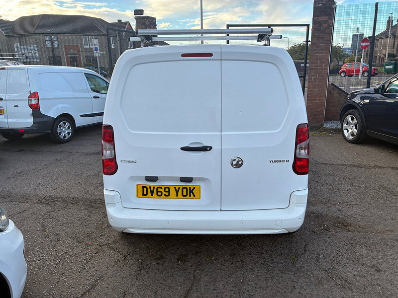 Vauxhall Combo 1.6 Turbo D 2300 Sportive Panel Van 4dr Diesel Manual L1 H1 Euro 6 (s/s) (100 ps)