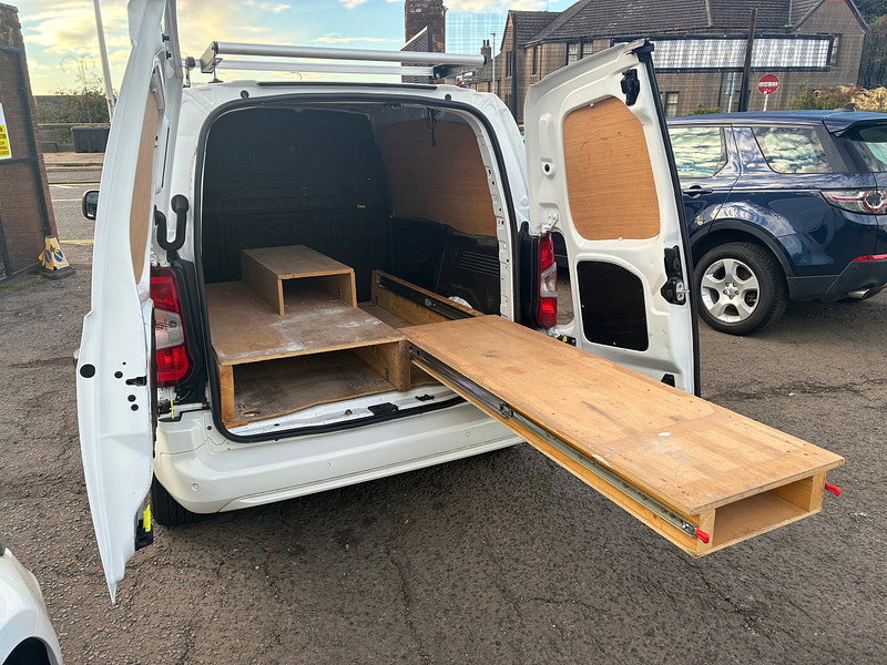 Vauxhall Combo 1.6 Turbo D 2300 Sportive Panel Van 4dr Diesel Manual L1 H1 Euro 6 (s/s) (100 ps)