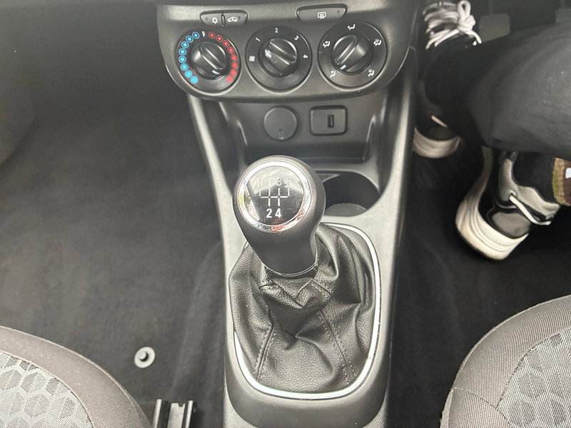 Vauxhall Corsa 1.4i ecoTEC Energy Hatchback 3dr Petrol Manual Euro 6 (75 ps)