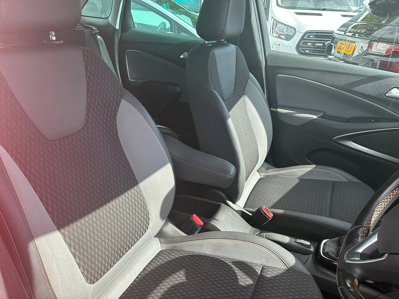 Vauxhall Crossland X 1.2 Elite SUV 5dr Petrol Manual Euro 6 (83 ps)