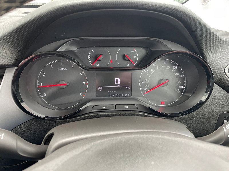 Vauxhall Crossland X 1.2L SE SUV 5dr Petrol Manual Euro 6 (82 bhp)