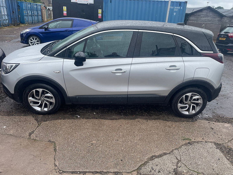 Vauxhall Crossland X 1.6L TECH LINE NAV ECOTEC S/S 5dr Diesel Manual Euro 6 (98 bhp)