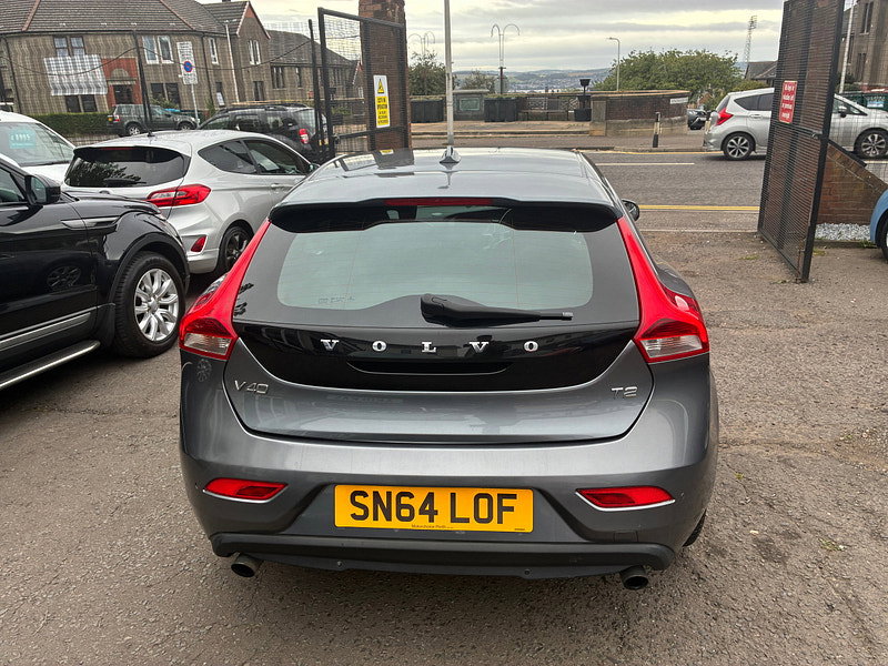 Volvo V40 1.6 T2 SE Hatchback 5dr Petrol Manual Euro 5 (s/s) (120 ps)