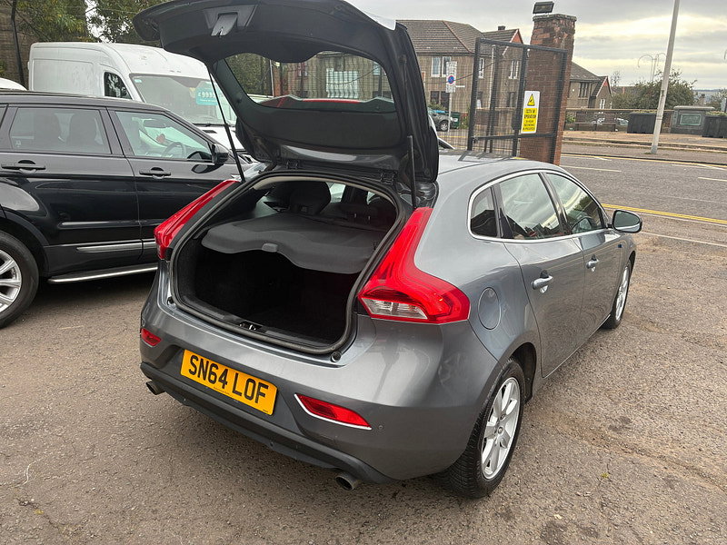 Volvo V40 1.6 T2 SE Hatchback 5dr Petrol Manual Euro 5 (s/s) (120 ps)