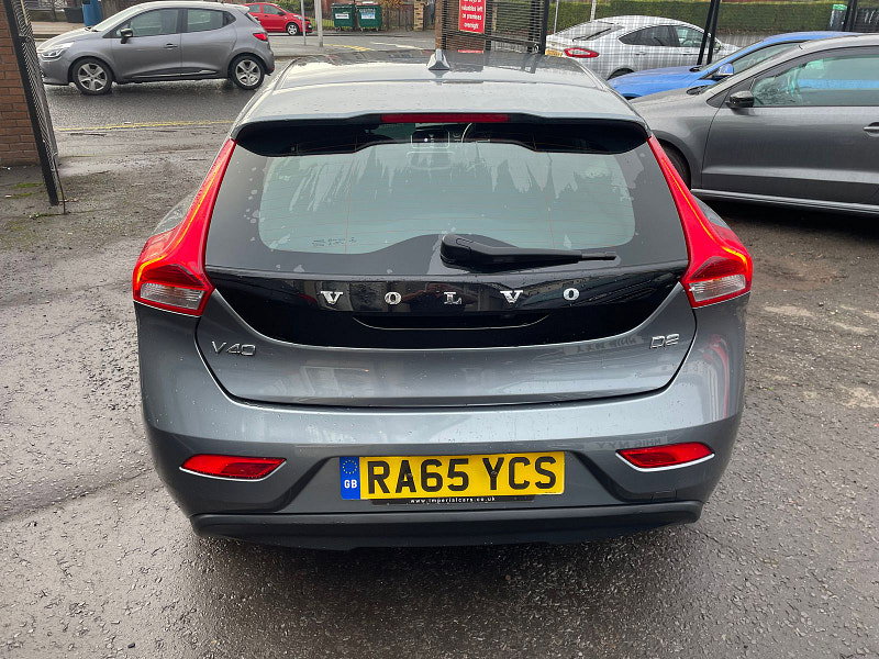 Volvo V40 2.0L SE Nav D2 Hatchback 5dr Diesel Manual Euro 6 (118 bhp)