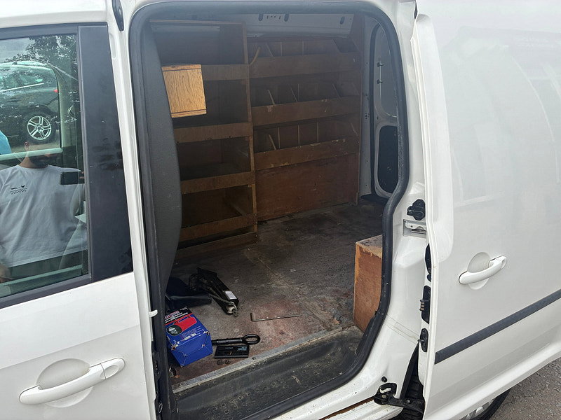 Volkswagen Caddy 1.6 TDI C20 CR Trendline Panel Van 5dr Diesel Manual SWB Euro 5 (102 ps)