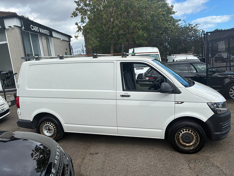 Volkswagen Transporter 2.0 TDI T28 BlueMotion Tech Startline Panel Van 5dr Diesel Manual FWD SWB Euro 6 (s/s) (102 ps)