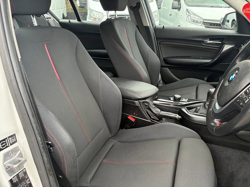 BMW 1 Series 1.6 114i Sport Hatchback 5dr Petrol Manual Euro 6 (s/s) (102 ps)