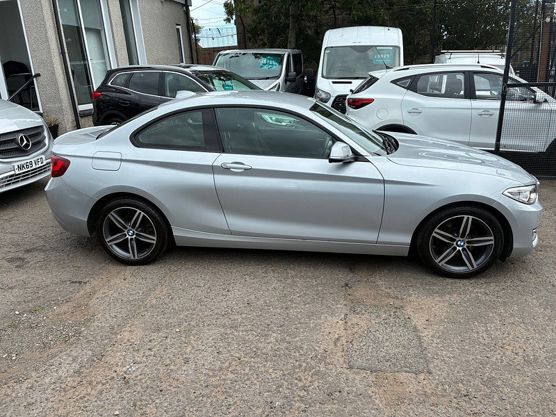 BMW 2 Series 2.0 220i Sport Coupe 2dr Petrol Manual Euro 6 (s/s) (184 ps)