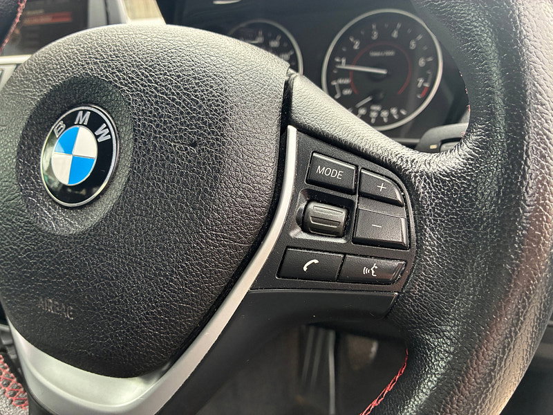 BMW 2 Series 2.0 220i Sport Coupe 2dr Petrol Manual Euro 6 (s/s) (184 ps)