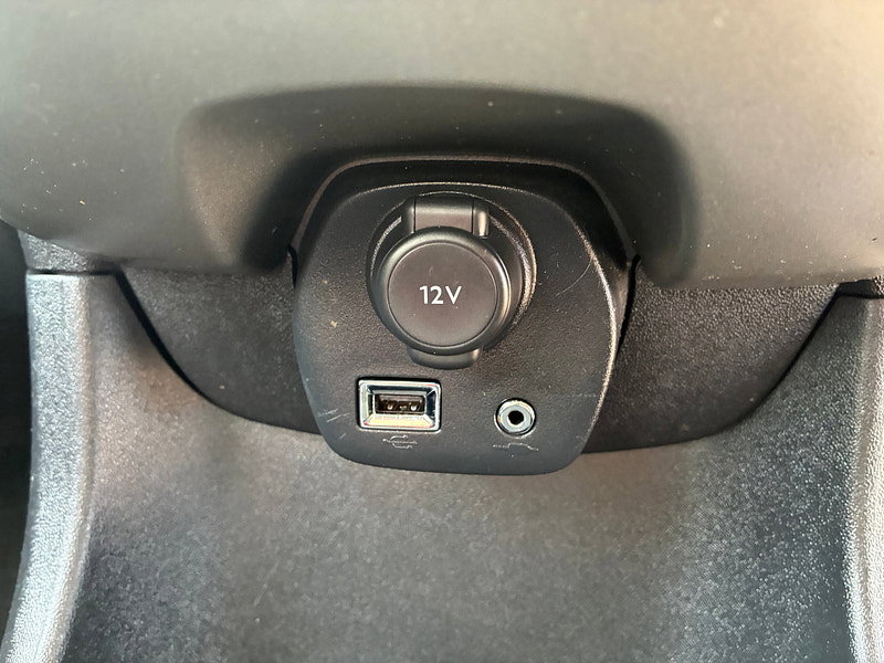 Citroen C1 1.2 PureTech Feel Hatchback 5dr Petrol Manual Euro 6 (82 ps)