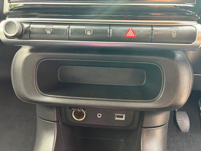 Citroen C3 1.2 PureTech Flair Hatchback 5dr Petrol Manual Euro 6 (82 ps)