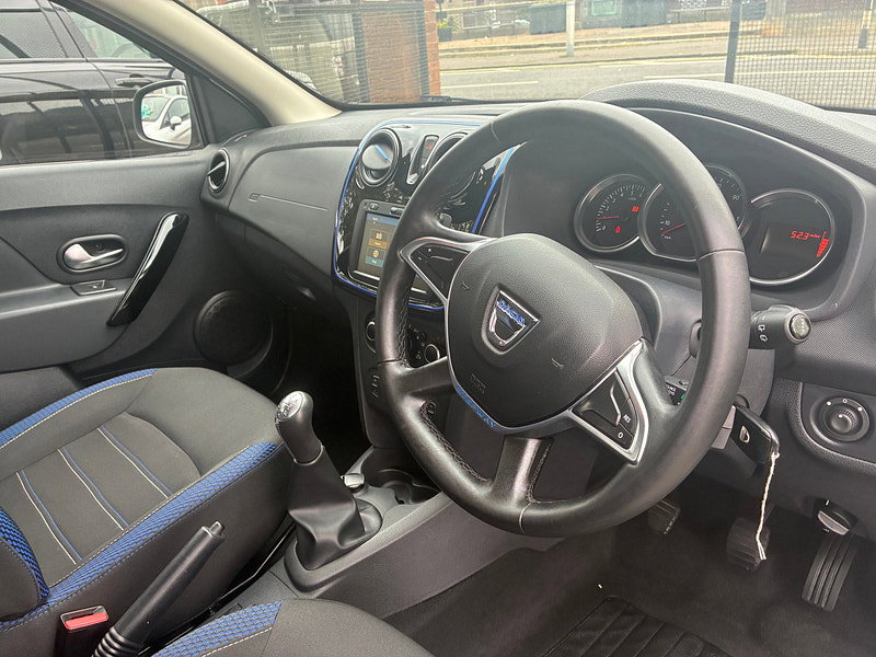 Dacia Logan MCV Stepway 0.9 TCe SE Twenty Estate 5dr Petrol Manual Euro 6 (s/s) (90 ps)