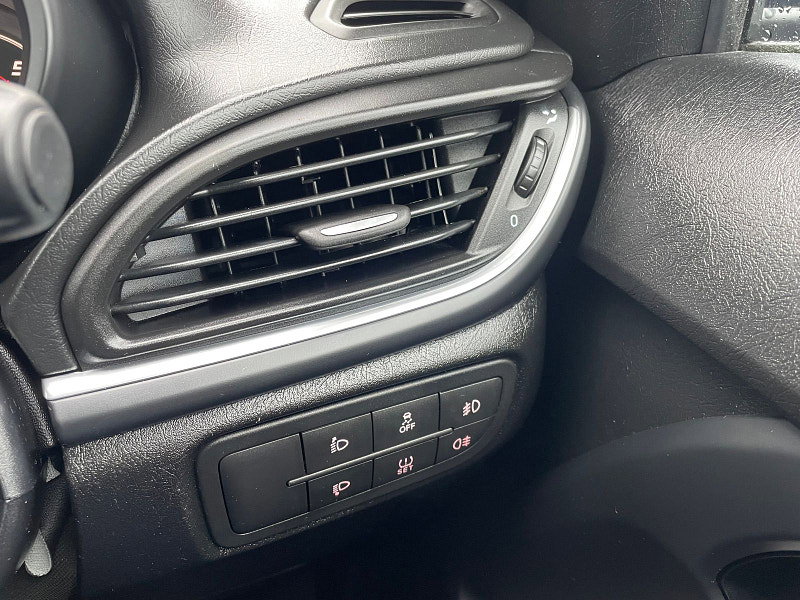 Fiat Tipo 1.4L Easy+ Estate 5dr Petrol Manual Euro 6 (94 bhp)