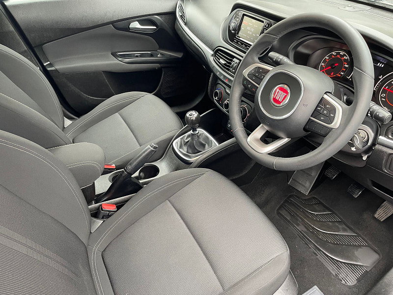 Fiat Tipo 1.4L Easy+ Estate 5dr Petrol Manual Euro 6 (94 bhp)