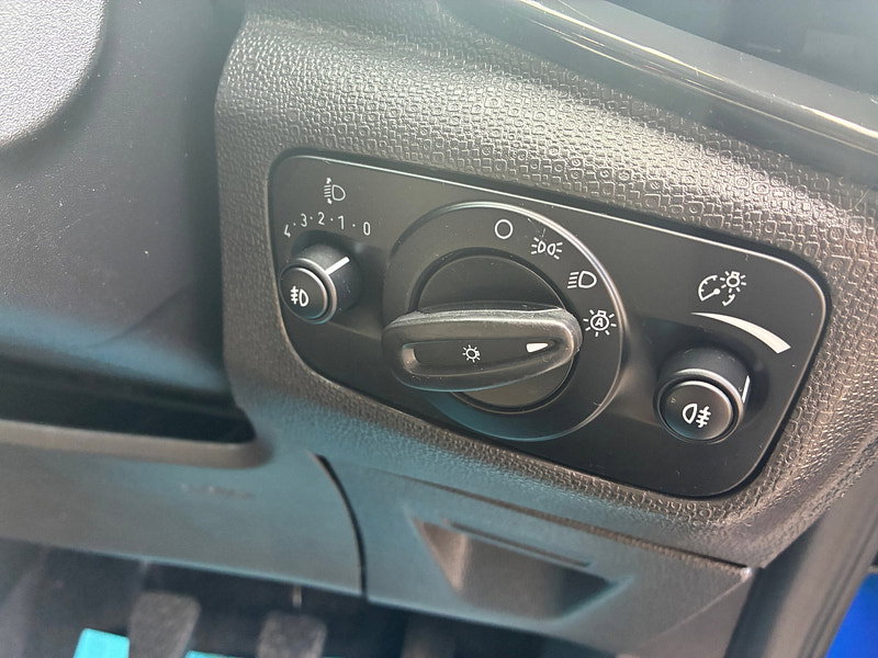 Ford EcoSport 1.5 TDCi Titanium SUV 5dr Diesel Manual 2WD Euro 6 (95 ps)
