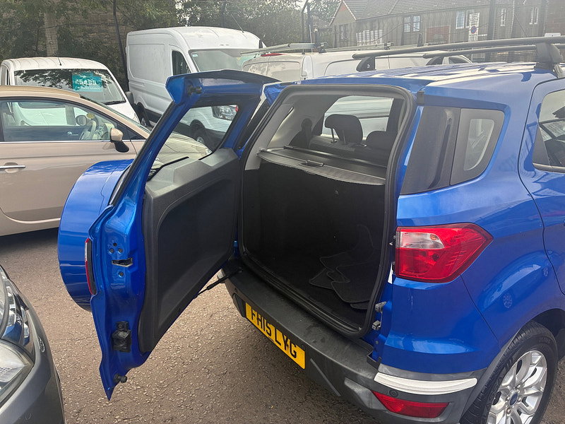 Ford EcoSport 1.5 Zetec SUV 5dr Petrol Manual 2WD Euro 5 (112 ps)
